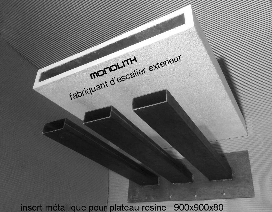 Escalier exterieur design escalier suspendu Escalier désign Marche