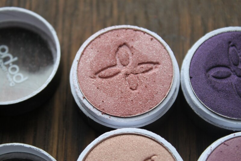 boho green revolution maquillage naturel bio fards à paupières édition limitée 261 cozy boho green revolution maquillage naturel bio fards à paupières édition limitée 261 cozy