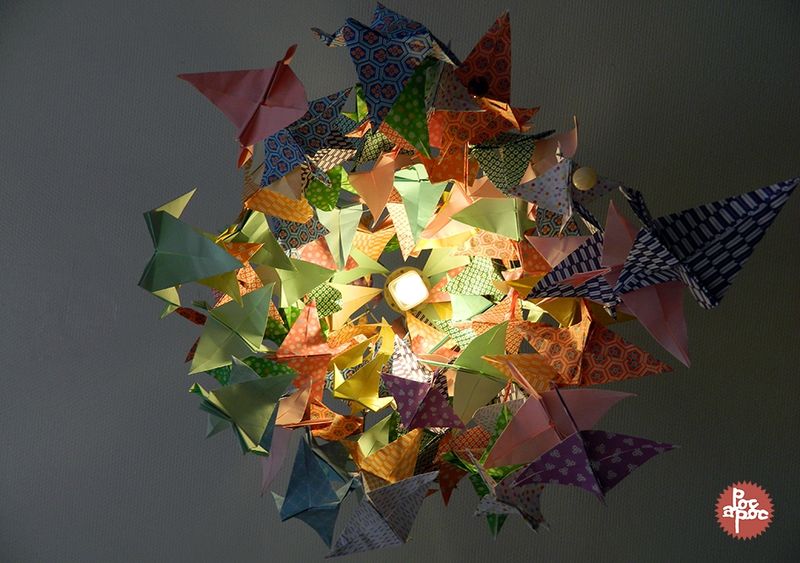 Diy: mon nouveau lustre tout en origamis poc a poc, créations ... Lustres Créatif Cuisine