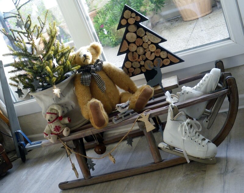 Luge En Bois Deco : bois naturel, sapin en bois Fly, luge, ours et patins ? glace d Luge En Bois Deco : bois naturel, sapin en bois Fly, luge, ours et patins ? glace d