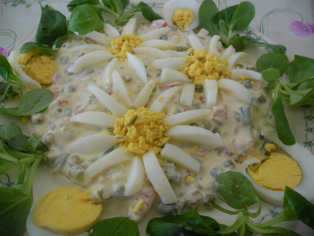 Oeufs durs marguerite (déco) une souris dans ma cuisine
