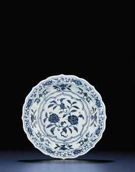 an_early_ming_blue_and_white_small_barbed_rim_dish_yongle_period_d5448252h