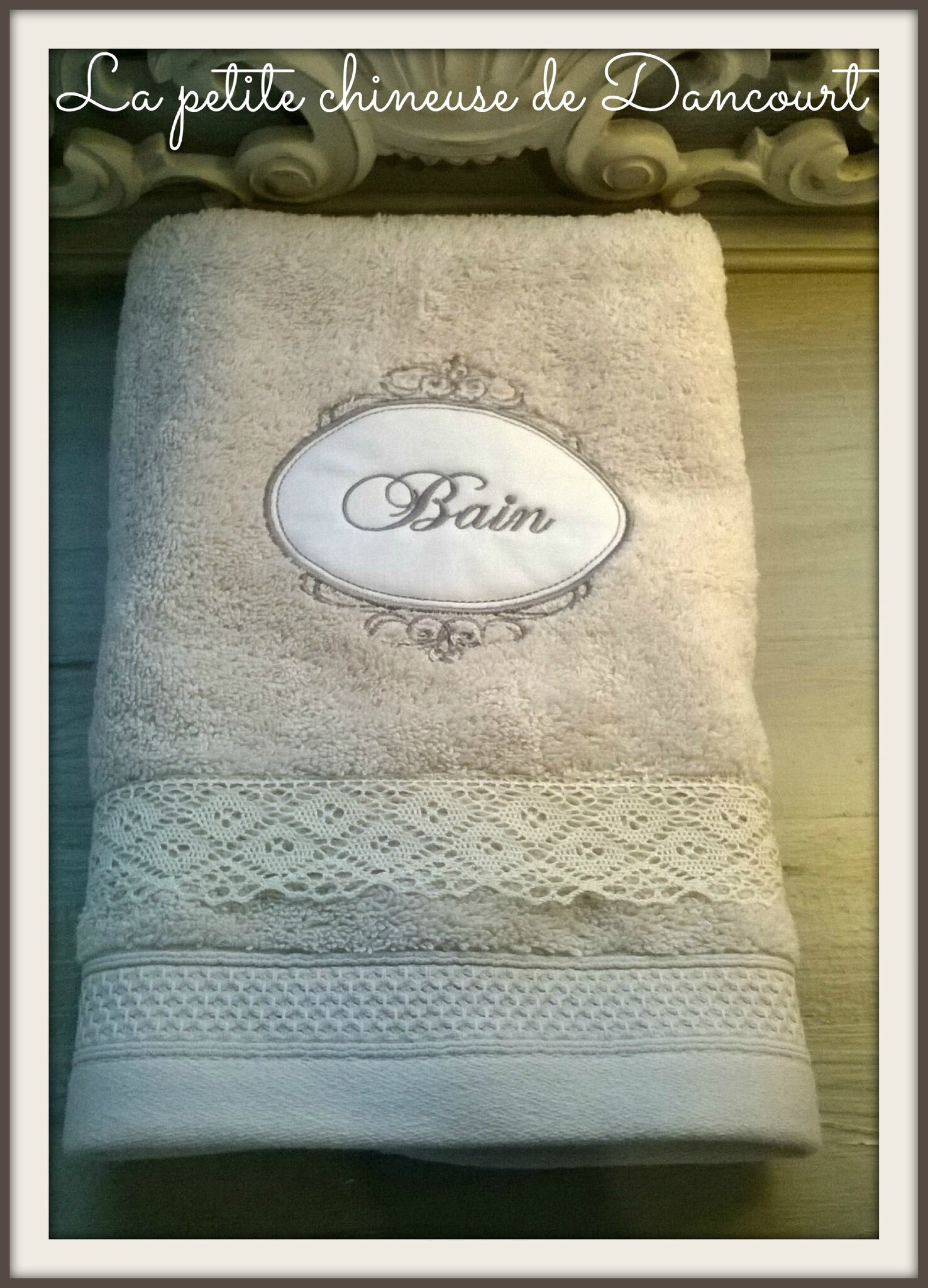 Du romantisme dans la salle de bain chez la petite chineuse de ...