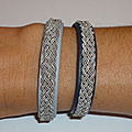 e) Bracelet 'Esprit du Nord' en cuir brodé