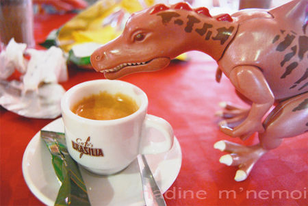 cafe_dino_nadine_mnemoi