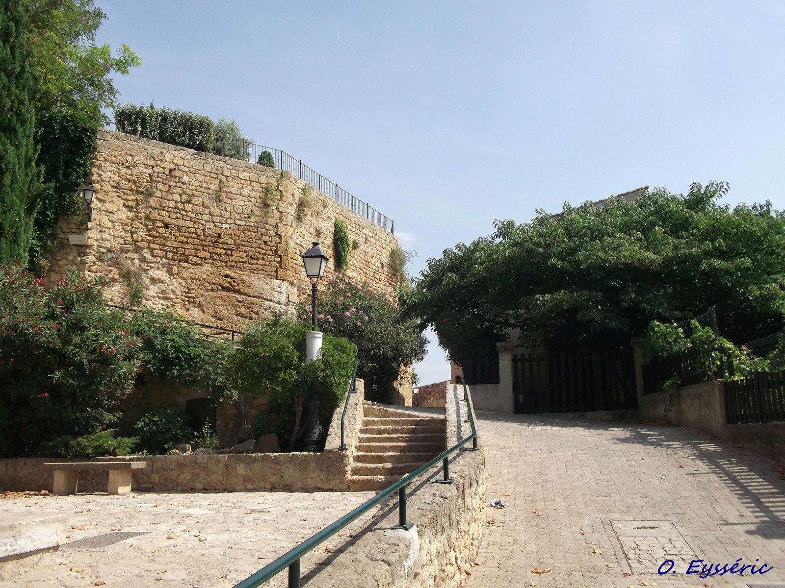 13 MIRAMAS LE VIEUX  BEAUX VILLAGES ET SITES FRANCAIS