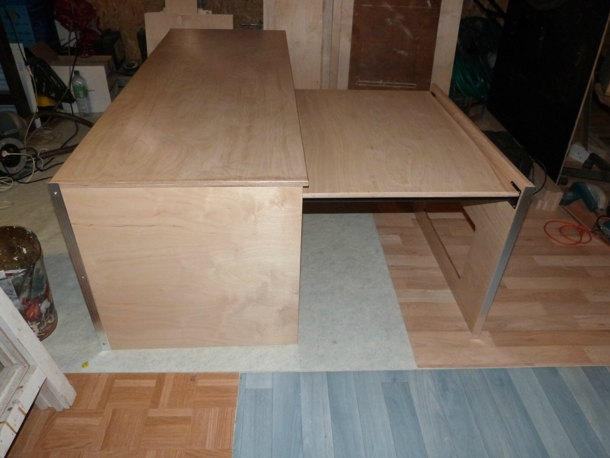 Transformer un renault master iii en camping car Tissu idee banquette