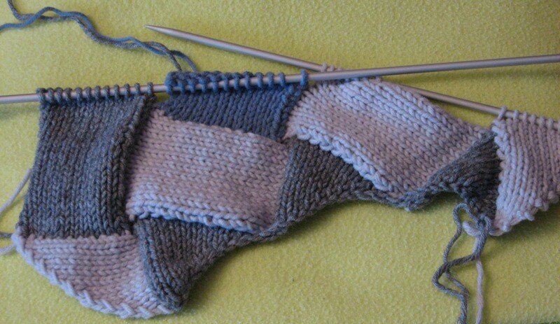 comment tricoter les entrelacs