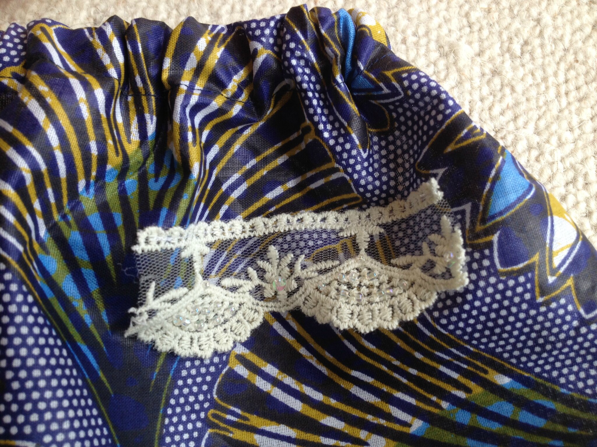 Pantalon sarouel bébé tissu africain wax modèle blue romantic