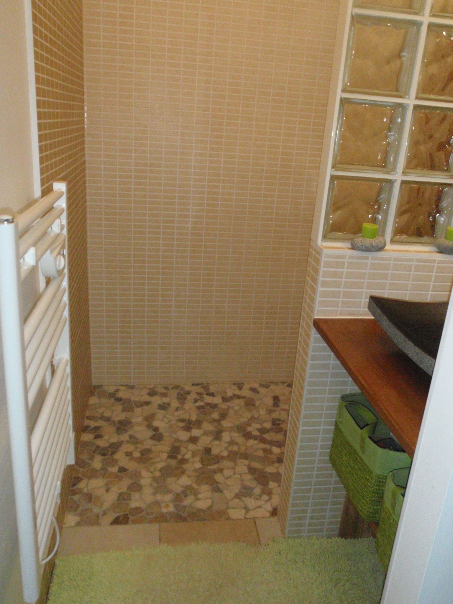 Salle d' eau zen chez lilypouce
