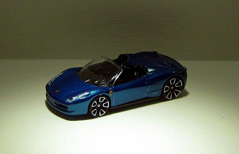 Ferrari 458 spider (Hotwheels 2012) 02