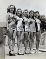 swimsuit-bicolore_1_piece-style-1943-MaryAnderson_ JuneHaver_GaleRobbins_JeanneCrain_Trudy Marshall-1