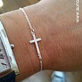 Bracelet Croix argent strassée (sur chaîne argent massif fine) - 38 €
