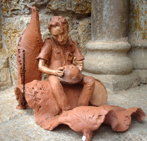 stve_hang_terre_cuite