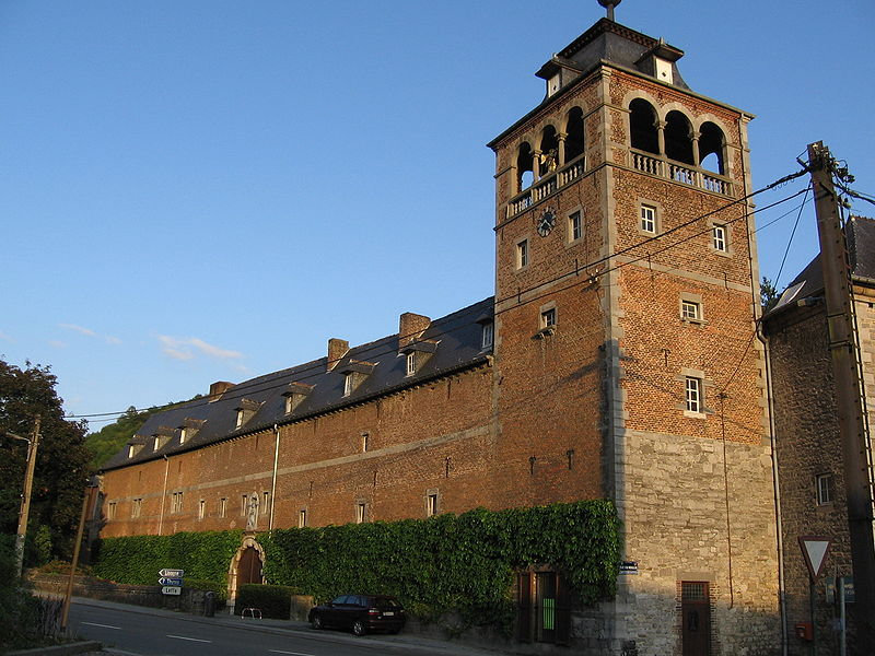 800px-Leffe,Abbaye_(batiment_principal)