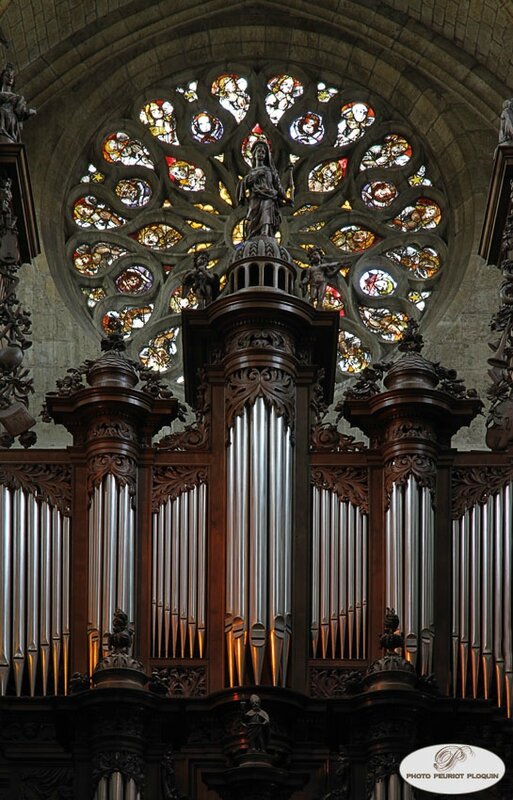 AUCH_cathedrale_Sainte_Marie_orgues_de_Jean_de_Joyeuse_1690_