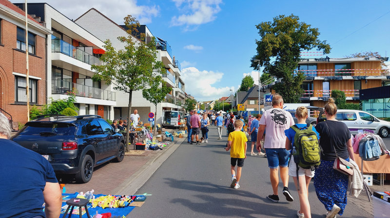 2022 le 27 aout BROCANTE DE KORTMARK (16)