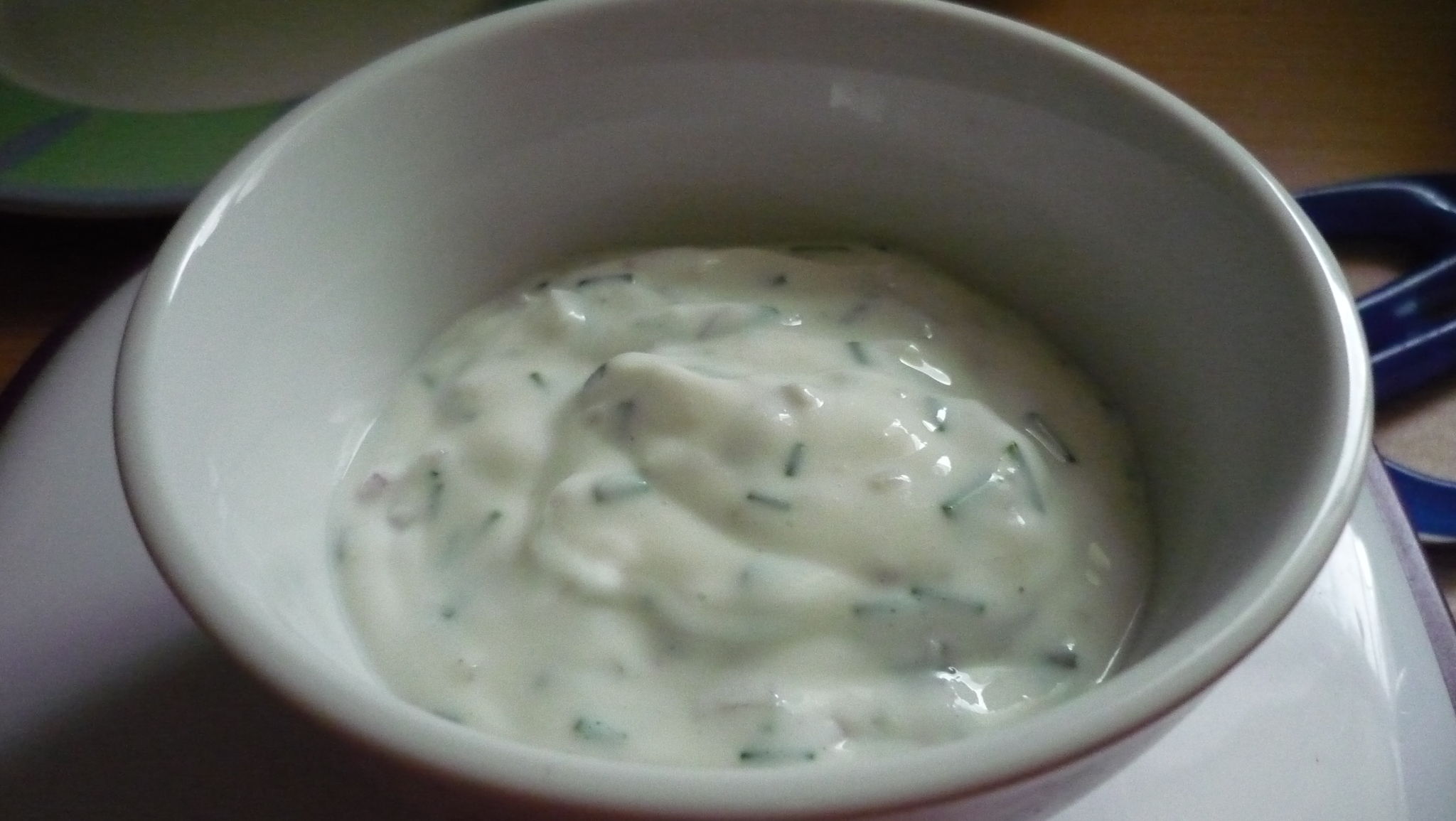 Recette "Sauce crudité échalotte et fines herbes" => 50kcal pour 100g