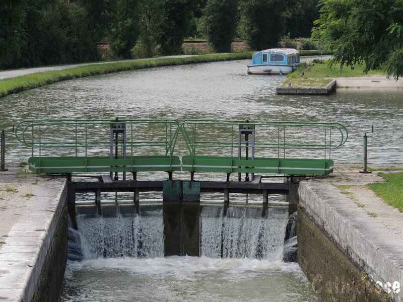 && Canal du Nivernais à Châtel Censoir (12)