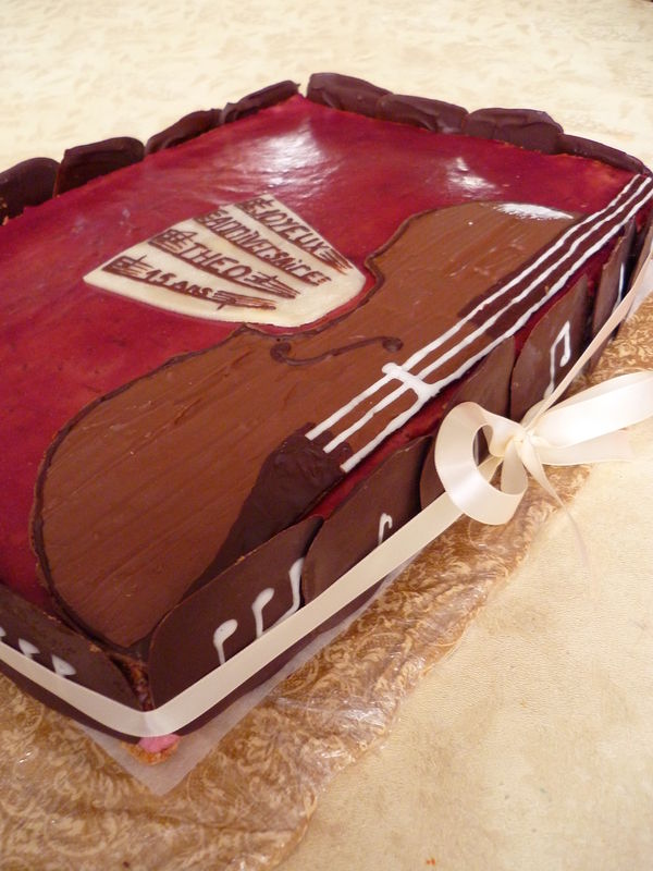 Gateau D Anniversaire Teme Violon Fee Des Gateaux