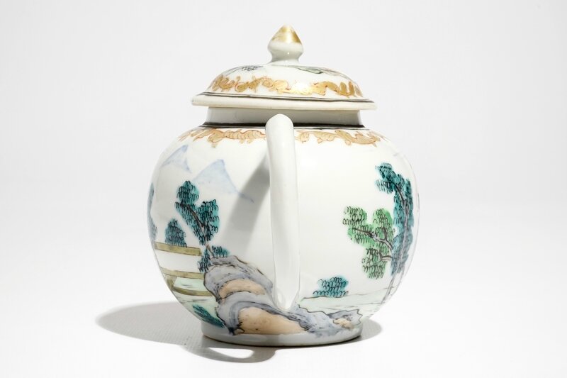 a-chinese-famille-rose-teapot-and-cover-with-erotical-design-qianlong-4