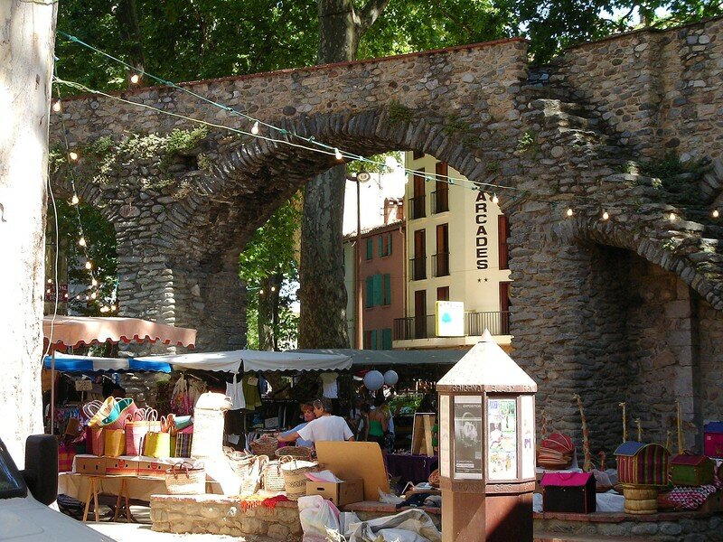 Sur le marché de Céret : - Autour de ma table...