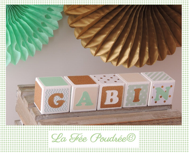 Cubes En Bois Decores Cadeau De Naissance Bapteme Ou Deco Chambre D Enfant Deco La Fee Poudree Le Blog