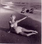 1946_summer_beach_by_de_dienes_02_1