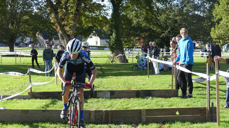juniors et Dames (125) (Copier)