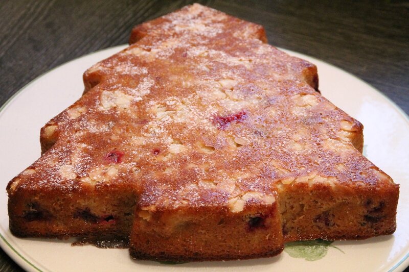 Gateau Aux Pommes Cassis Amandes Et A La Saveur Pain D Epices La Cuisine Et Les Voyages De Pripri