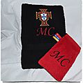 Serviette de toilette personnalisée PORTUGAL NOIR ET ROUGE