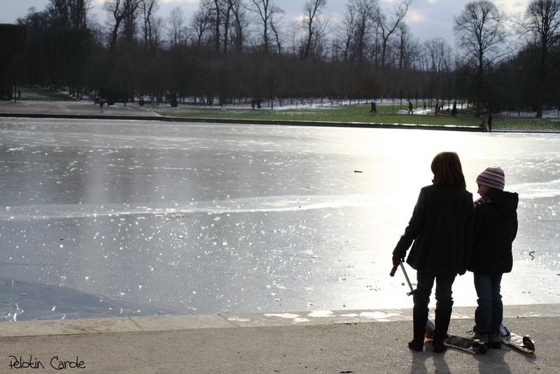 filles_couelurs_lac