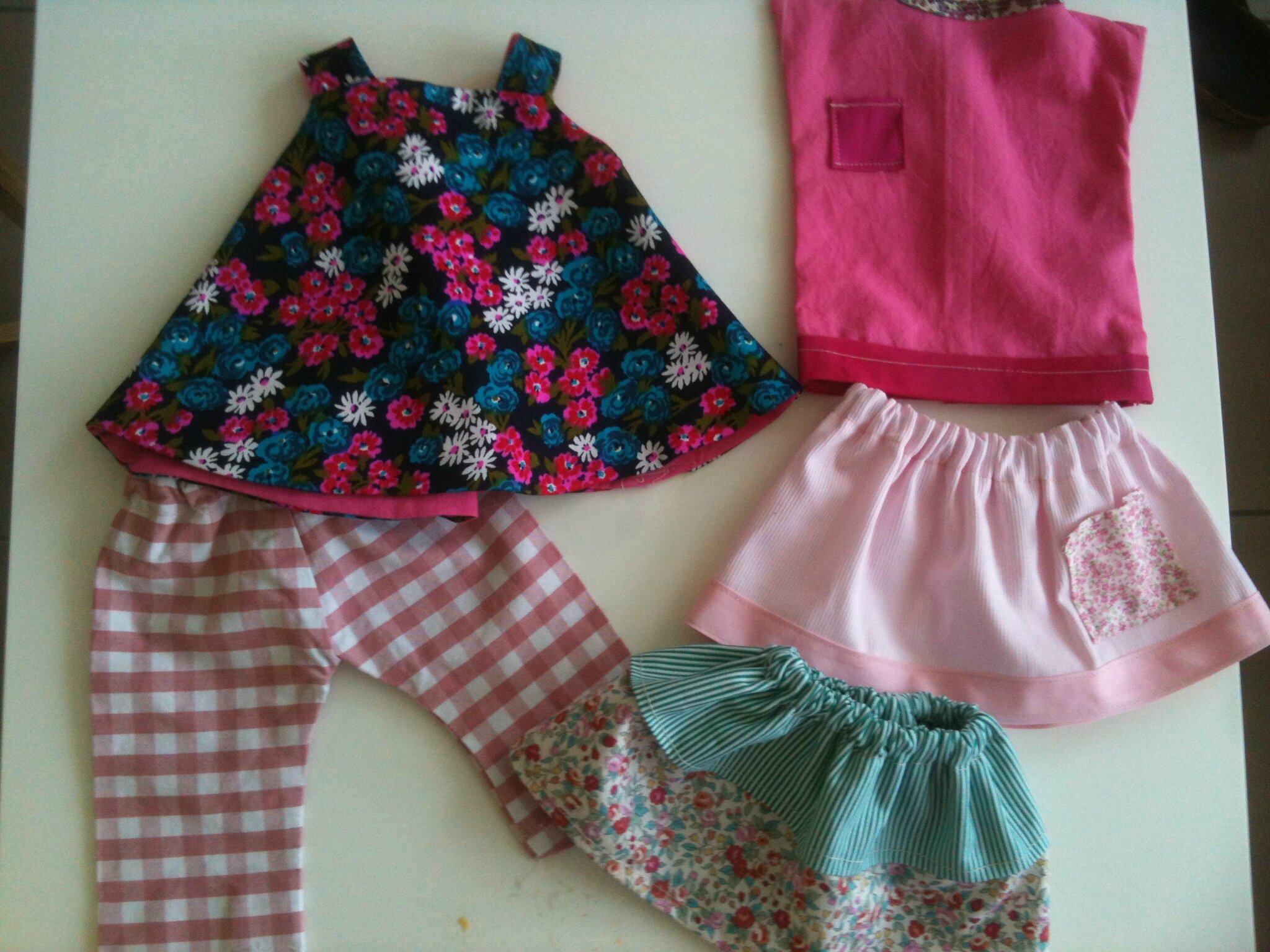 Couture pour débutante vêtements de poupée Corolle: Trousseau d'été - Le  blog de Mademoiselle Petit Pois