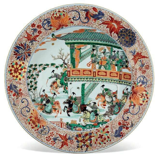 Deux Grands Plats En Porcelaine De La Famille Verte Et Imari - 