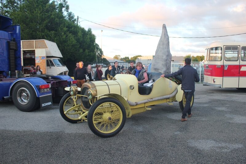 balade à morlaix: voitures anciennes tour de bretagne 2017