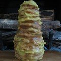 Gâteau des Pyrénées à la broche et aux herbes