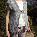 Le petit gilet au crochet