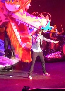 2010_04_Mika_464