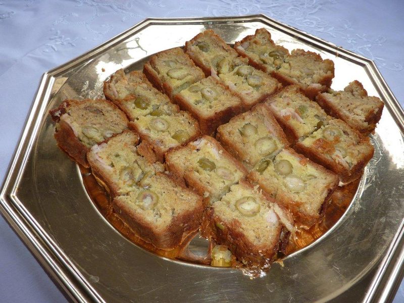 Cake aux olives sans gluten anneauxfourneaux