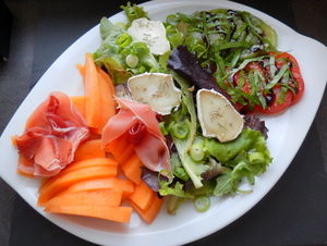 Salade_sucr_e_sal_e__color_e_et_pleine_de_saveurs