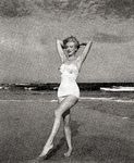 1949_tobey_beach_by_dedienes_087_1