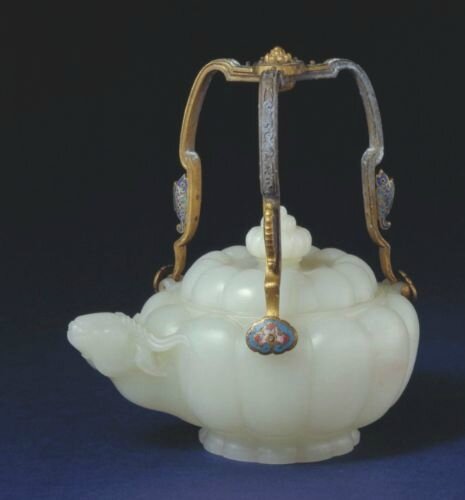 White jade gourd-shaped and ram-head teapot, Qing dynasty, Qianlong period, Qing court collection © Collection of the Palace Museum, Beijing