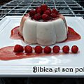 Panna cotta à la vanille et son coulis de fraises