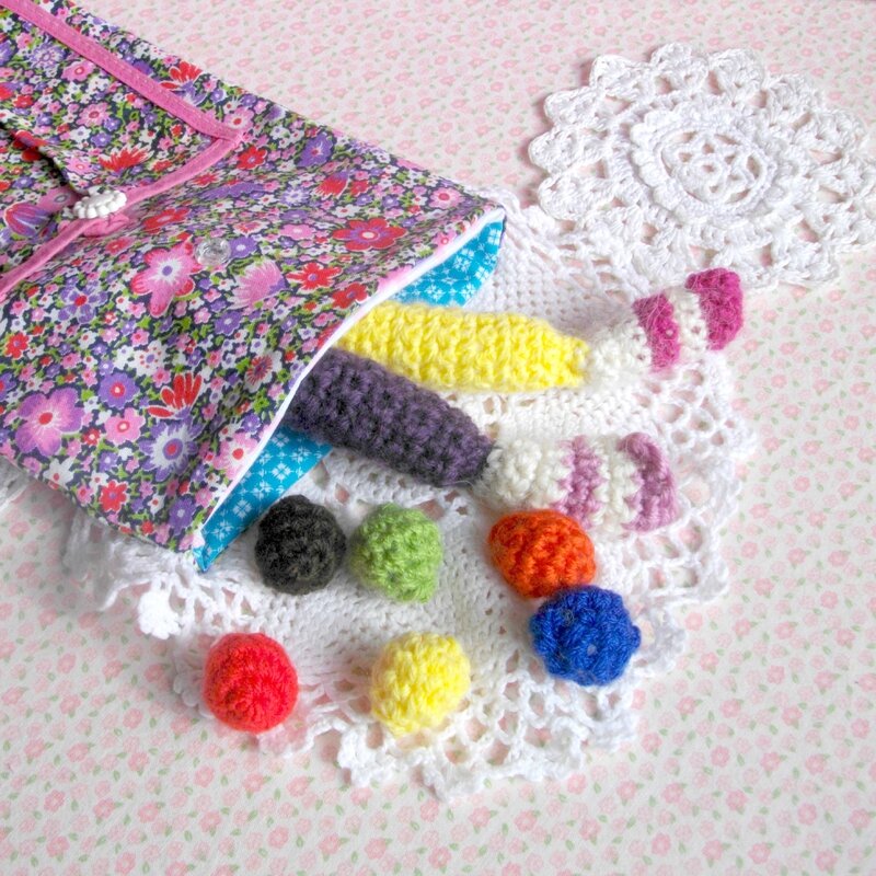 serial-crocheteuses-bonbons-crochet-m&m's-carambar