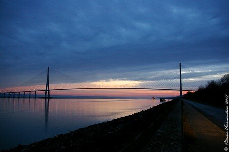 Sous_le_pont_2