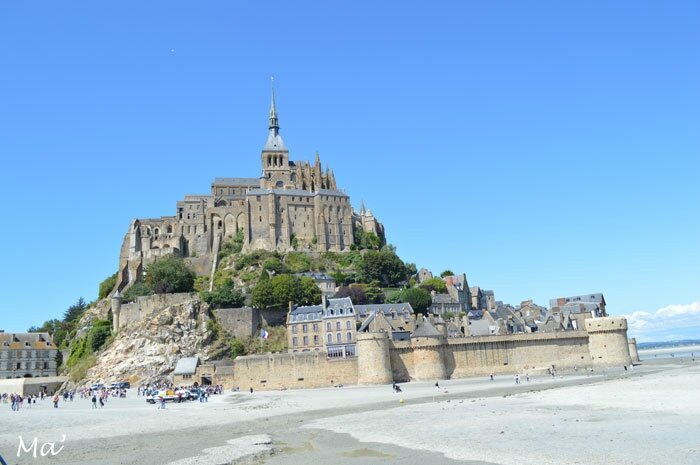 [Mont Saint Michel] l'accès par la passerelle - Du côté de chez Ma'