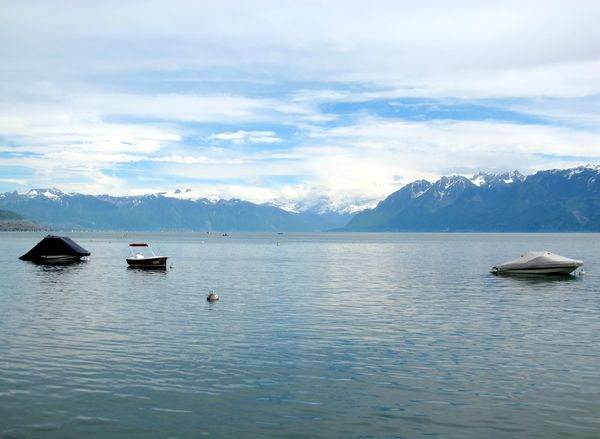 lac leman depuis le chateau d'Ouchy blog chez requia cuisine et confidences