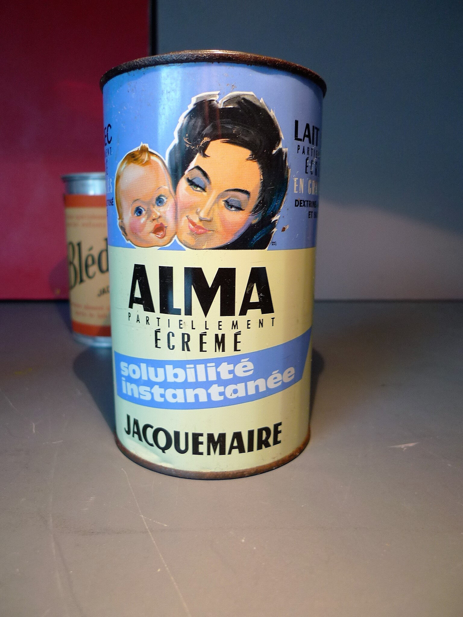 Retour n° 4 sur la collection de boîtes anciennes : Le lait en poudre  écrémé Alma de Jacquemaire - Loulou et Gaga