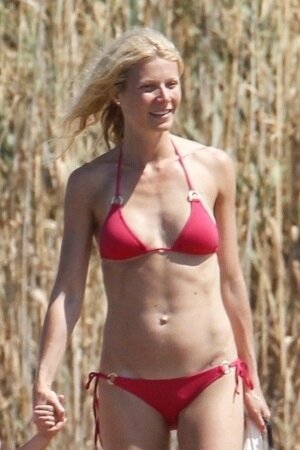 Gwyneth paltrow bikini pics