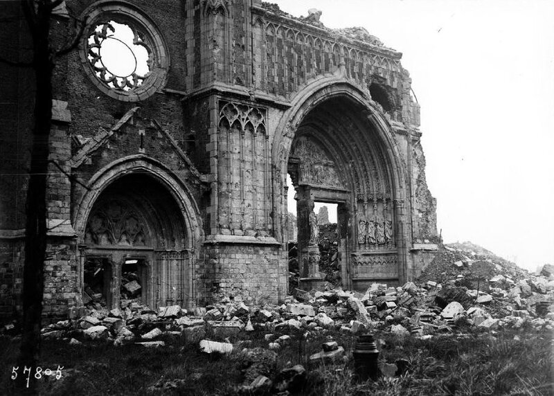 Ruines Cathéd St Martin Ypres1